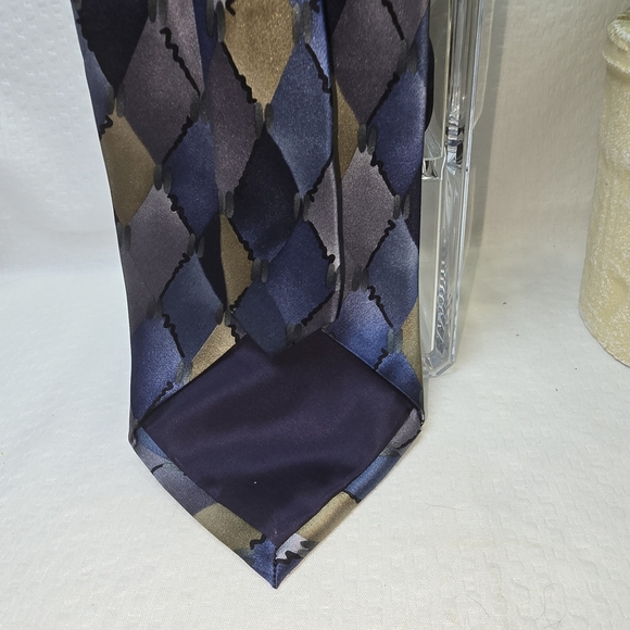 Cocktail Colors Blue and Gold Geometric Silk Tie - Picture 6 of 6